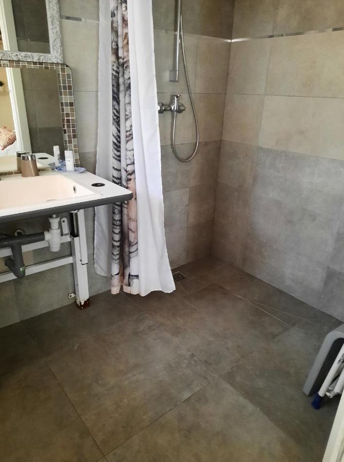 Les Violettes Appartement Menton Buitenkant foto