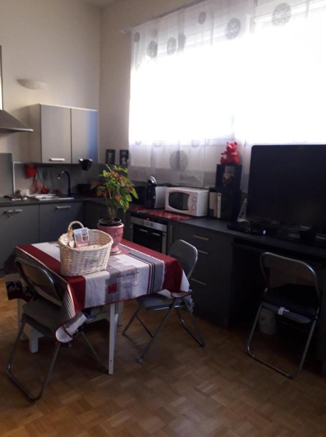 Les Violettes Appartement Menton Buitenkant foto